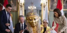 Maschera di oltre 2.000 anni restituita dalla Svizzera all'Egitto