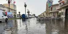 Maltempo: Pioggia intensa e allagamenti in Toscana e Friuli, allerta gialla in Campania