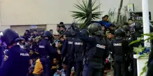 Abusi e maltrattamenti sulle migranti nei centri di Ceuta, aperta un'indagine