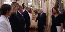 Mattarella: "Serve avere cura del teatro e della condizione di chi ci lavora"