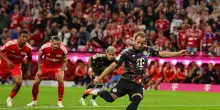 Kane segna la 100/a rete in 98 partite, nuovo record in Bundesliga