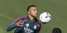 Mbapp&eacute;: 'Il pallone d'Oro &egrave; un premio individuale e nessuno ha segnato quanto me'