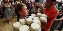 Oktoberfest al via, torna la festa della birra