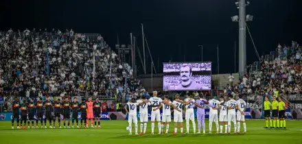 Milano si prepara a dire addio a Sandro Mazzola, lutto cittadino e bandiere a mezz'asta