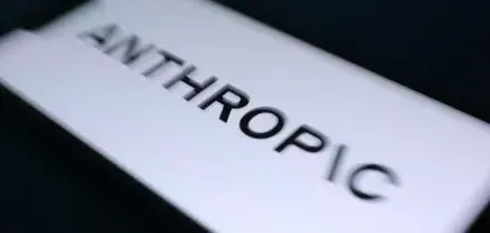 Anthropic: 'Dobbiamo rallentare il ritmo di sviluppo dei modelli di IA'