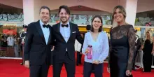 Stefani sul Red Carpet al Lido assieme a Emma, giovane ragazza autistica