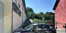 Spara e uccide ladro, 'colpito in fuga da 30 metri, esplosi 13 colpi'