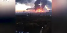 Mosca, edifici danneggiati dopo un massiccio attacco di droni. Zelensky: 'Usati anche missili da crociera e balistici'