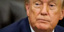 Trump cala ancora nei sondaggi, il consenso degli americani al 29%