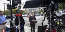 Il pool tv della Casa Bianca non seguir&agrave; Trump dopo il bando alla Cnn