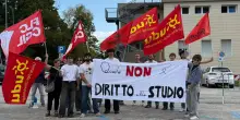 Protesta Udu durante inaugurazione studentato Urbino con ministra Bernini