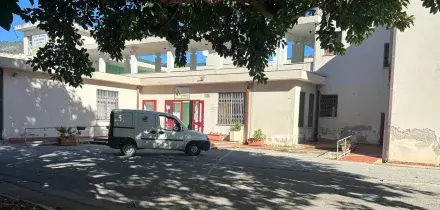 Minore pianifica aggressione a docente, sventata dai compagni