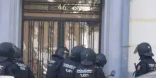 Sfrattata 87enne a Madrid fra le proteste di centinaia di persone