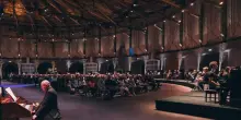 'Anche stonare pu&ograve; essere bello', al Festival Aperto gli '11.000 Saiten' di Haas