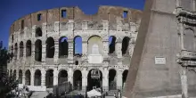 Il Colosseo riapre al pubblico dopo la morte di Andrea Moretti