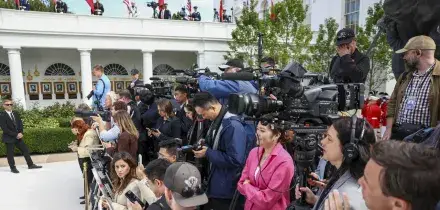 Trump, 'fake news non accedano alla Casa Bianca, &egrave; luogo sacro'