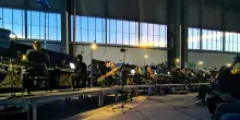 Al festival Aperto di Reggio l'onda sonora di 50 pianoforti
