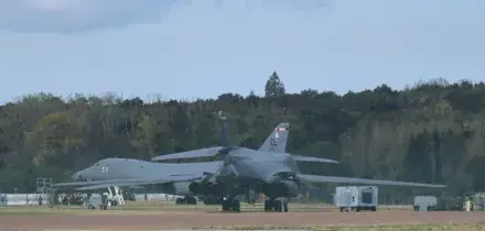 Media, ritiro Usa da base Fairford per minaccia attacco con droni iraniani