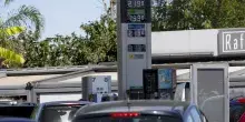Price cap ai carburanti anche per Q8. 'Accolto l'invito del governo'