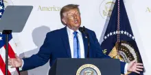 Trump, 'per l'Ia deve esserci l'autoregolamentazione, non paletti'