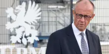 Merz: 'Non lasciamo che l'AfD distrugga il paese con le sue parole'. Proteste a Magdeburgo contro l'estrema destra