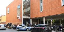 Tentata aggressione in un liceo a Ferrara, arrestato ragazzo