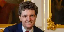 Presidente rumeno, le due petroliere a fuoco per droni russi nel nostro spazio aereo