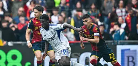 In campo Genoa-Como 1-3 DIRETTA e FOTO
