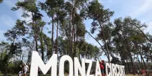 Da Sinner a Elkann aspettando Tomba, &egrave; parata di vip a Monza