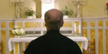 Scambio di salme all'obitorio di Firenze, salta il funerale