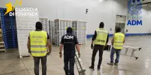 Sequestrati 53 kg di cocaina tra la frutta nel porto di Livorno