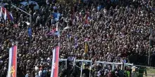Folla si raduna a Belgrado per i funerali di Ratko Mladic