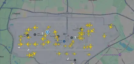 Traffico aereo in tilt nel Regno Unito, coinvolti anche gli scali di Heathrow e Gatwick