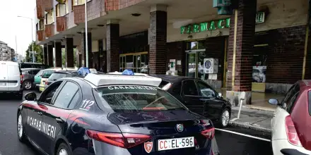 Omicidio-suicidio nel Torinese, 'era malato e non voleva lasciare sola la sorella'