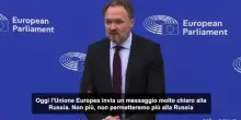 Commissione Ue: stop alle importazioni di gas russo entro il 2027