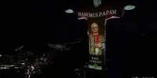 Il Cristo Redentore di Rio de Janeiro rende omaggio a Leone XIV