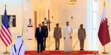 Trump in Qatar, accolto dall'emiro a Doha nel Palazzo reale