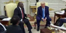 Agguato di Trump a Ramaphosa su "genocidio bianco" nello Studio Ovale