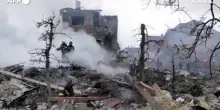 Ondata di bombardamenti sull'Ucraina, almeno 12 morti