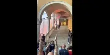 Spal, i tifosi protestano in centro a Ferrara: video