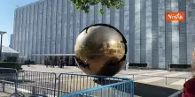 Addio allo scultore Arnaldo Pomodoro. Ecco la sua &ldquo;Sfera con Sfera&rdquo; davanti all'Onu, a New York