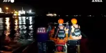 Indonesia, affonda un traghetto diretto a Bali: le operazioni di soccorso
