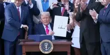 Stati Uniti, tasse e spesa pubblica: Trump firma il "Beautiful Bill"