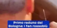 Primo raduno del Bologna: i fan rossoblù accolgono i calciatori