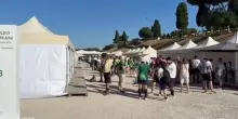 Giubileo, al Circo Massimo migliaia di giovani per confessioni
