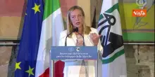 Meloni nelle Marche: Senza l'identità italiana è impossibile copiare il nostro Made in Italy