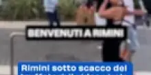 "Video Virale a Rimini: Turista Truffato dai Pallinari Divide il Web"