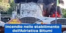 Incendio nello stabilimento dell’Adriatica Bitumi a Colli del Tronto