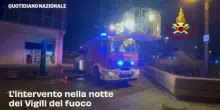 Napoli, incendio al centro direzionale. Un grattacielo a fuoco