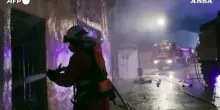Continuano gli incendi in Spagna, due vittime e centinaia di evacuati